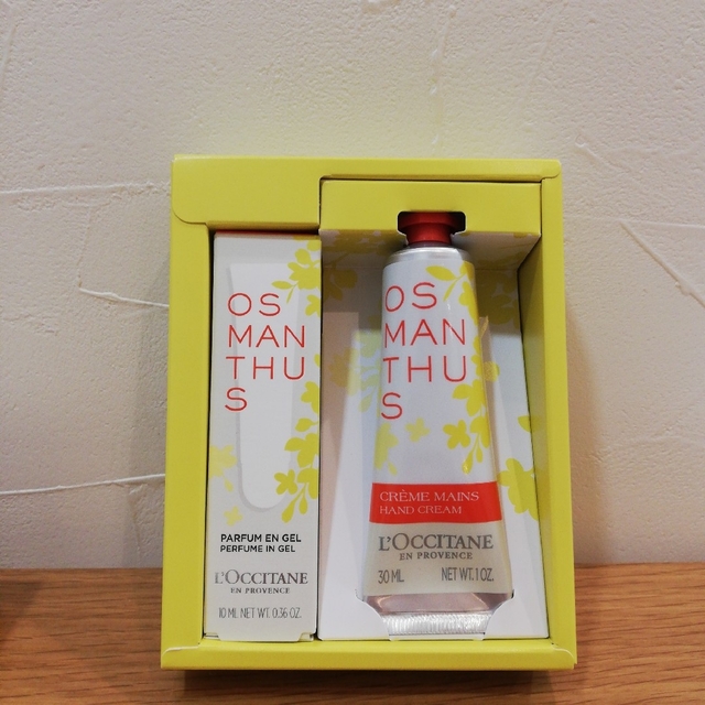 L'OCCITANE(ロクシタン)のロクシタン　オスマンサス　ジェリーフレグランス　ハンドクリーム　新品　金木犀 コスメ/美容のコスメ/美容 その他(その他)の商品写真