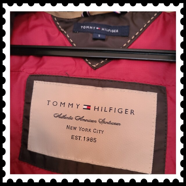 TOMMY HILFIGER(トミーヒルフィガー)のTommy Hilfigerダウンベスト レディースのジャケット/アウター(ダウンベスト)の商品写真