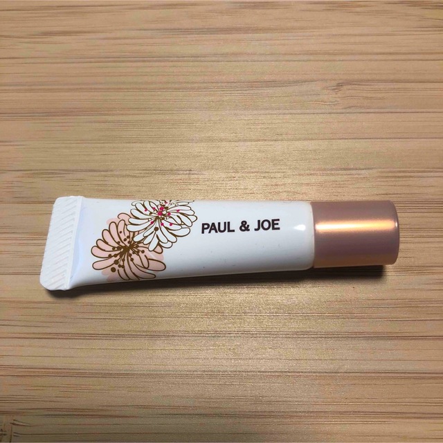 PAUL & JOE(ポールアンドジョー)のポール&ジョー＊リップカラートップコート コスメ/美容のベースメイク/化粧品(リップグロス)の商品写真