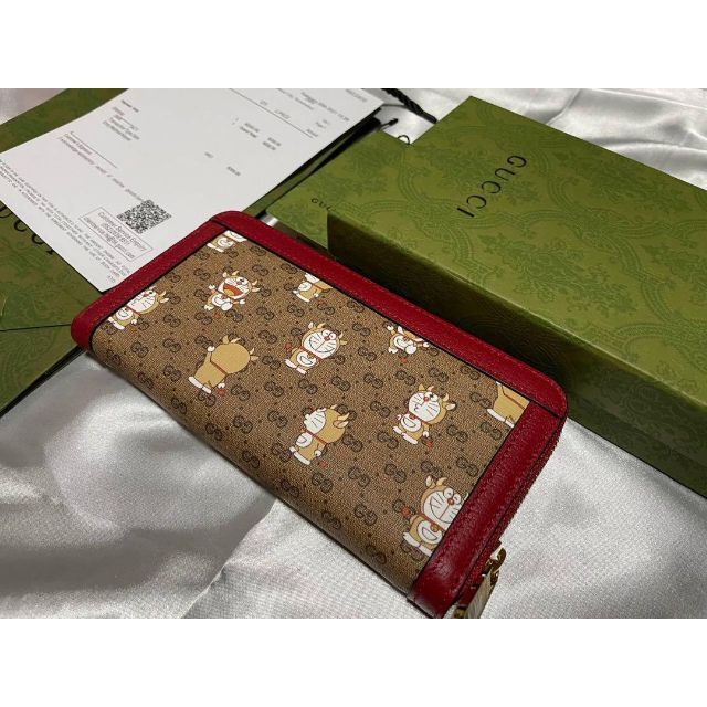 GUCCI グッチ ドラえもん 長財布 牛柄 正規品 カード入れ smpn135jkt