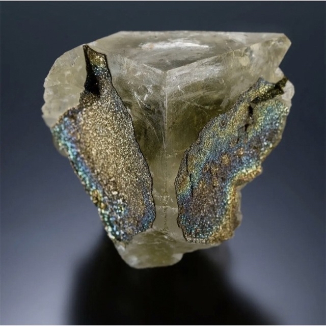 モロッコ フローライト パイライト G799 天然石 原石 鉱物標本 鉱石 蛍