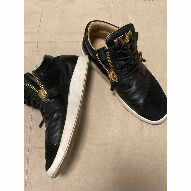 GIUSEPPE ZANOTTI ジュゼッペザノッティスニー 41 イタリア製 【中古