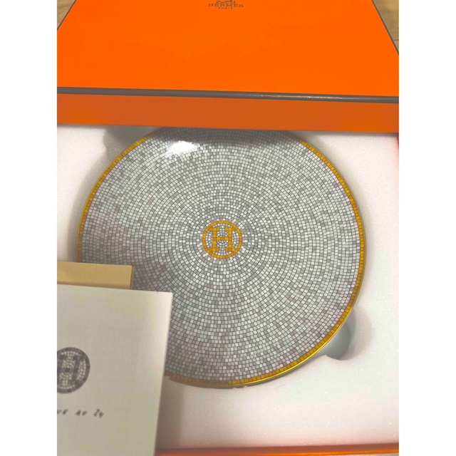Hermes - 新品未使用品HERMESモザイクパンプレート24プラチナゴールド