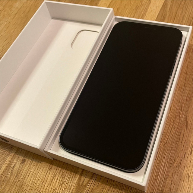 【おまけ付】Apple iPhone 12 64GB ブラック SIMフリー