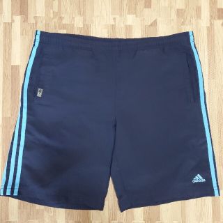 アディダス(adidas)のハーフパンツ(ショートパンツ)