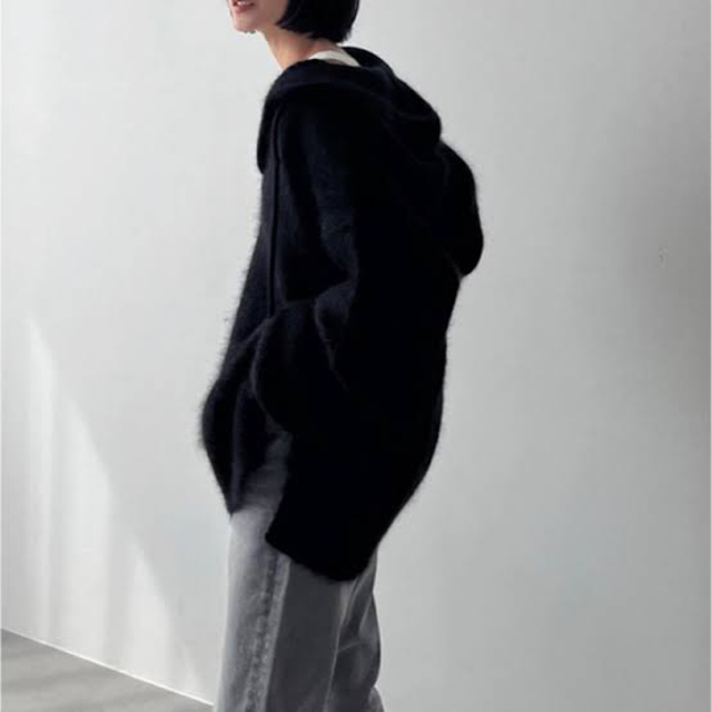 【新品タグ付】クラネ CLANE ANGORA OVER KNIT HOODIECLANEクラネ松本恵奈さん