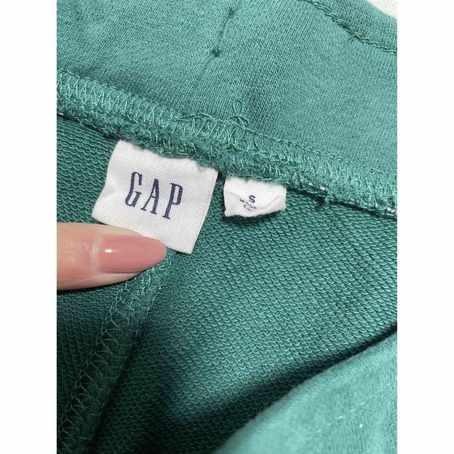 GAP(ギャップ)のハーフスウェットパンツ メンズのトップス(スウェット)の商品写真