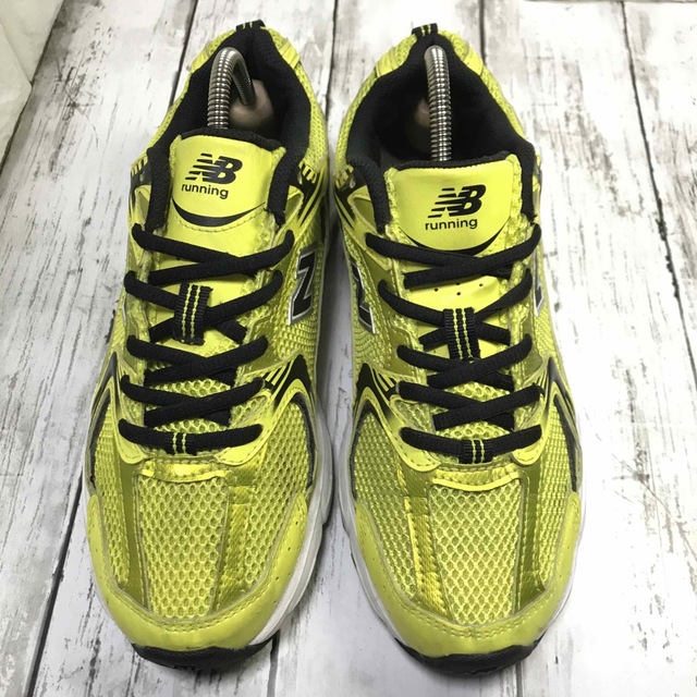 Reebok(リーボック)のニューバランス　MR530SE 24.5cm イエロー レディースの靴/シューズ(スニーカー)の商品写真