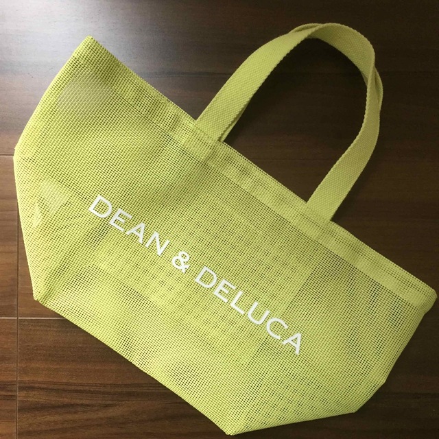 DEAN & DELUCA(ディーンアンドデルーカ)のDEAN&DELUCA  メッシュトートバッグ Sサイズ ライムグリーン レディースのバッグ(トートバッグ)の商品写真