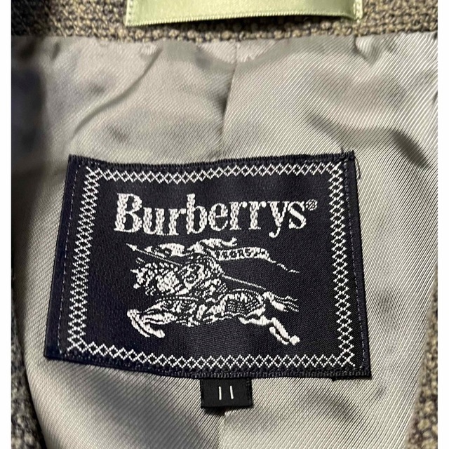 BURBERRY(バーバリー)のsnow3様専用！Burberry's BURBERRY新品未使用　スーツ レディースのフォーマル/ドレス(スーツ)の商品写真