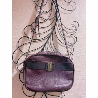 サルヴァトーレフェラガモ(Salvatore Ferragamo)のフェラガモ　ショルダー(ショルダーバッグ)