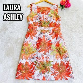 ローラアシュレイ(LAURA ASHLEY)の【夕湖様専用】ローラアシュレイとEVISUワンピース、トレンチコートまとめ(ひざ丈ワンピース)