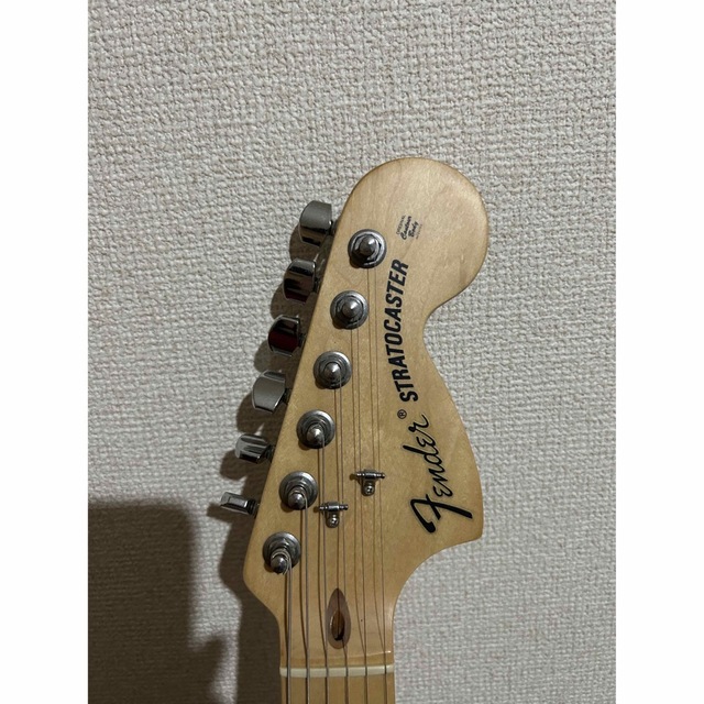 Fender(フェンダー)のフェンダー　ストラトキャスターおまけ付き 楽器のギター(エレキギター)の商品写真