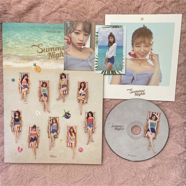 TWICE(トゥワイス)のTWICE Summer nights ジョンヨン エンタメ/ホビーのCD(K-POP/アジア)の商品写真