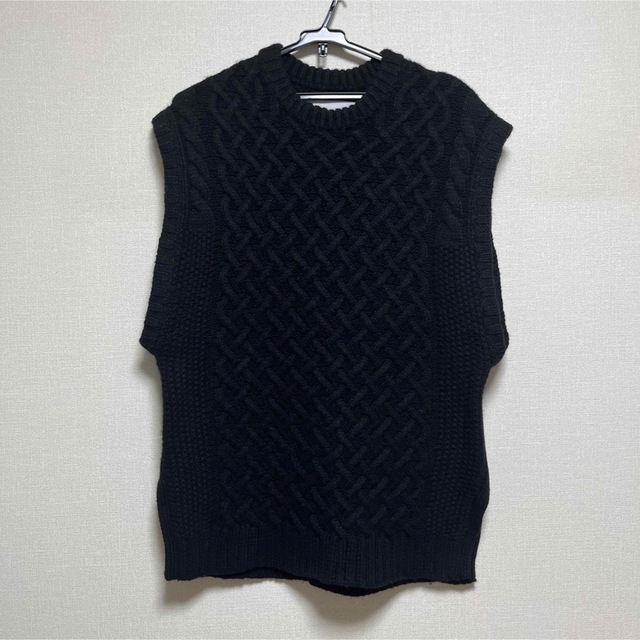 walenode Cashmere wool Aran vest