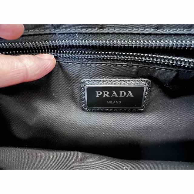 PRADA 白ショルダーバッグ | tspea.org