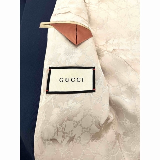 Gucci(グッチ)の未使用品　GUCCI  限定デザイン　ブルーブレザー メンズのジャケット/アウター(テーラードジャケット)の商品写真