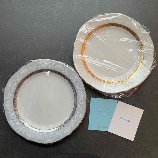 ノリタケ(Noritake)の【Noritake】ハンプシャーゴールド＆プラチナ23cmアクセントプレートペア(食器)