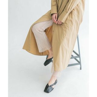 ケービーエフ(KBF)の【IVORY】メッシュフレアパンツ(その他)