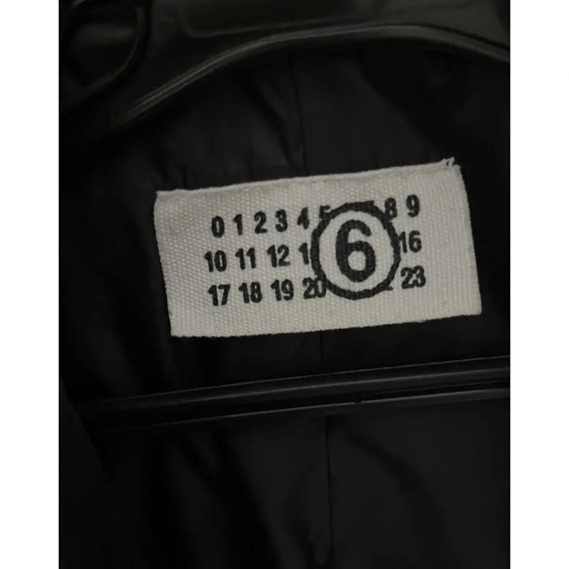 MM6(エムエムシックス)のMM6  マルジェラ   コート レディースのジャケット/アウター(ダウンコート)の商品写真