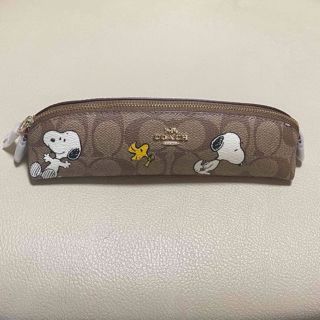 【COACH X PEANUTS】ペンシル ケース・シグネチャー・スヌーピー