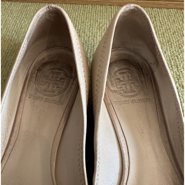 Tory Burch(トリーバーチ)のTORY BURCH パンプス　24cm  ベージュ レディースの靴/シューズ(ハイヒール/パンプス)の商品写真