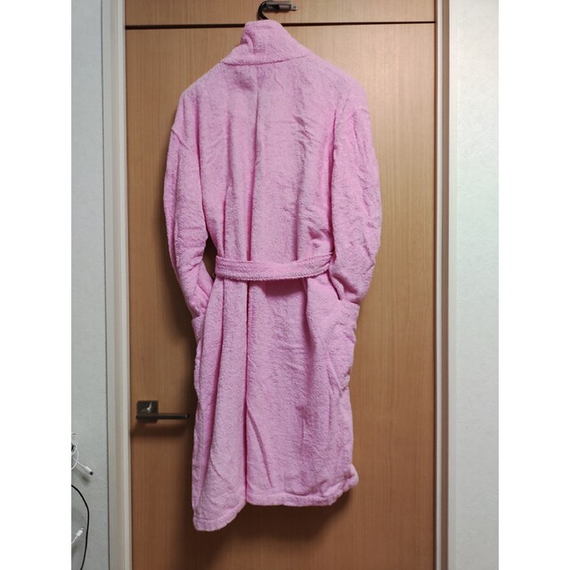 UCHINO(ウチノ)のウチノ　バスローブ　ピンク　Mサイズ レディースのルームウェア/パジャマ(パジャマ)の商品写真