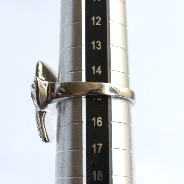 SWAROVSKI(スワロフスキー)のスワロフスキー Triangle クリスタルリング レディースのアクセサリー(リング(指輪))の商品写真