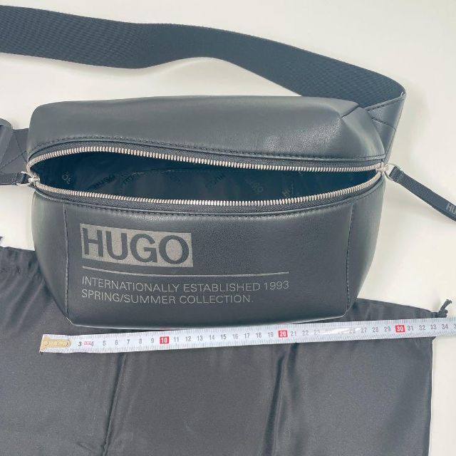 HUGO BOSS - 【正規品・美品】HUGO BOSS ヒューゴボス ボディーバッグ