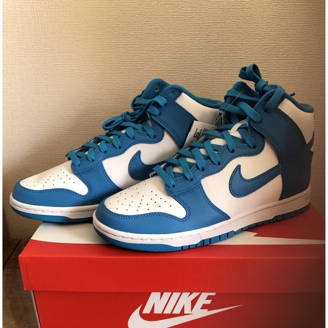 NIKE(ナイキ)のNIKE DUNK HIGH  championship blue  メンズの靴/シューズ(スニーカー)の商品写真