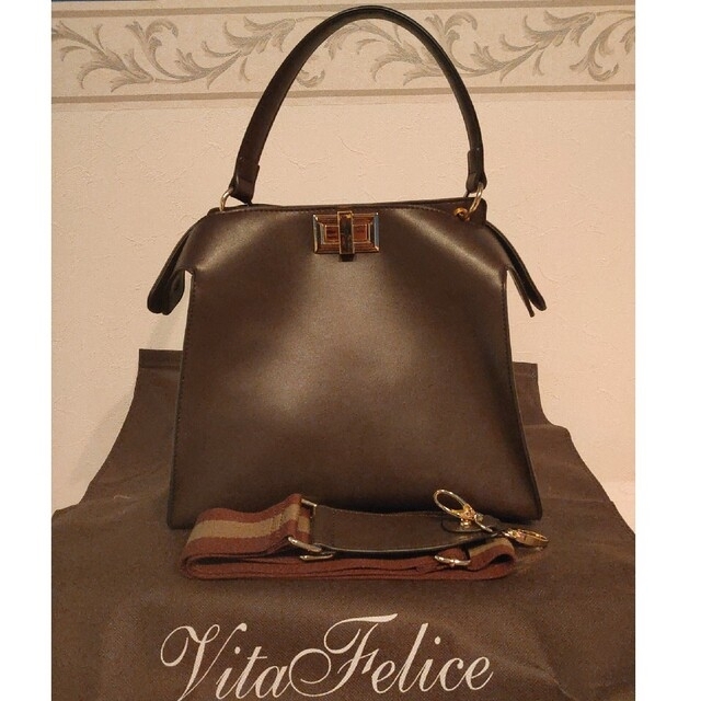 VITAFELICE(ヴィータフェリーチェ)の【美品】vita felice　　2wayトートバッグ　ブラウン レディースのバッグ(トートバッグ)の商品写真