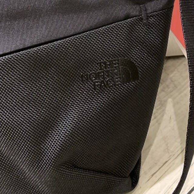 THE NORTH FACE(ザノースフェイス)のTHE NORTH FACE (ザノースフェイス) ショルダーバッグ メンズのバッグ(ショルダーバッグ)の商品写真