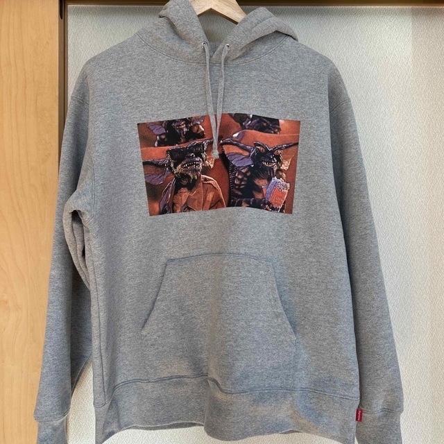 シュプリーム x グレムリン 22FW Hooded Sweatshirt