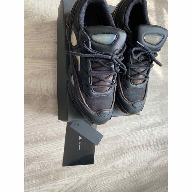 RAF SIMONS(ラフシモンズ)のozweego RAF SIMONS 26.0 メンズの靴/シューズ(スニーカー)の商品写真