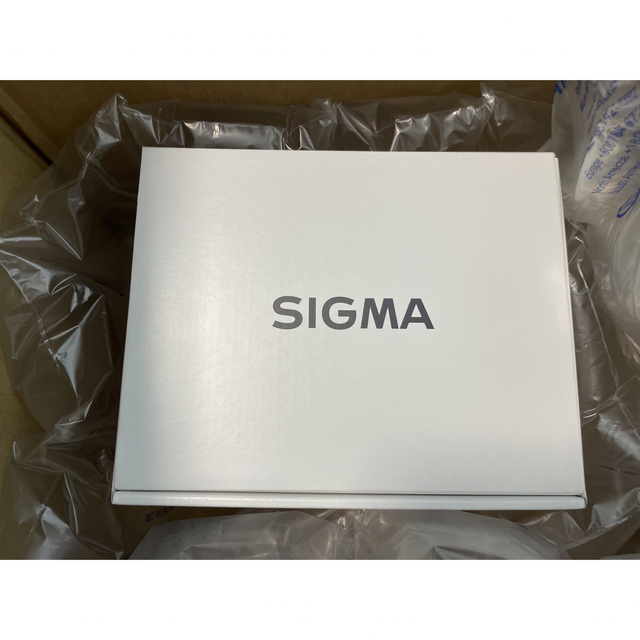 SIGMA(シグマ)の新品未開封SIGMA 24-70mm F2.8 DG DN | Art スマホ/家電/カメラのカメラ(レンズ(ズーム))の商品写真