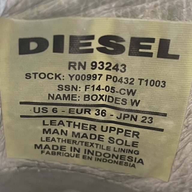 DIESEL(ディーゼル)のDIESEL ハイカットスニーカー レディースの靴/シューズ(スニーカー)の商品写真