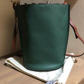 LOEWE 大きめショルダーバッグ メタルグリーン-