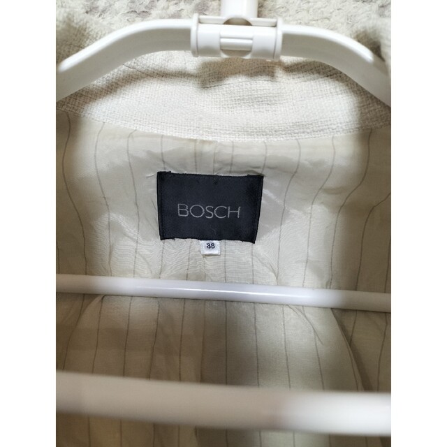 BOSCH(ボッシュ)のBOSCH　ボッシュ　白テーラードジャケット　ショートアウター　M レディースのジャケット/アウター(テーラードジャケット)の商品写真