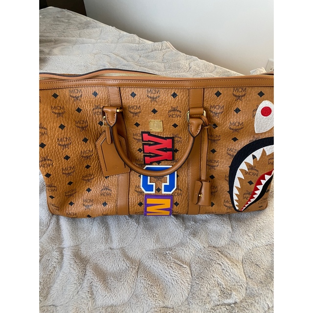 MCM × BAPE SHARK WEEKENDER ボストンバッグ 上質 www.gold-and-wood.com