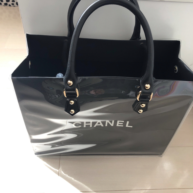 クリアバッグとシャネルショッパー　CHANEL 1