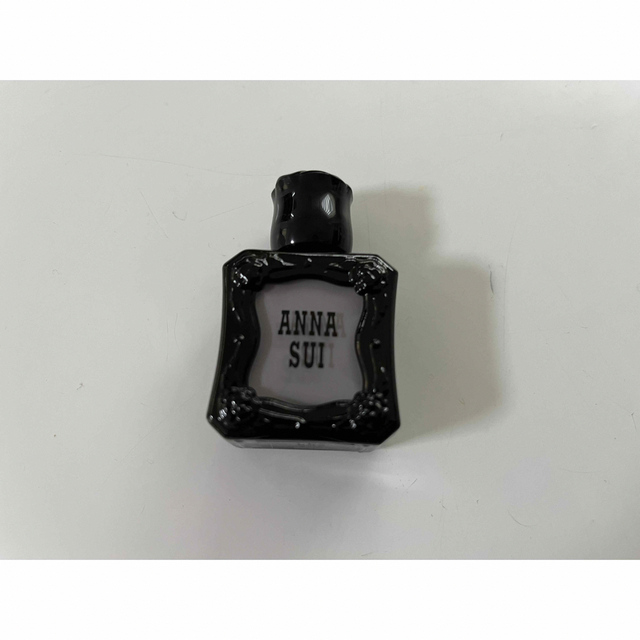 ANNA SUI(アナスイ)の新品未使用　アナスイ　ネイルカラー コスメ/美容のネイル(マニキュア)の商品写真