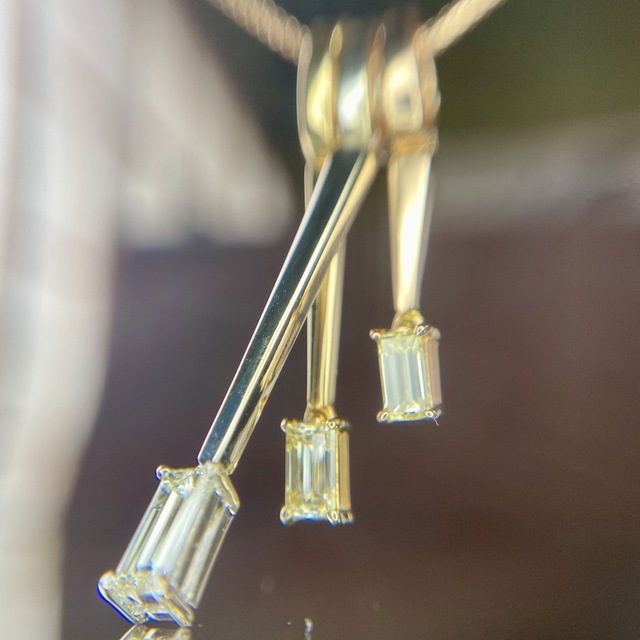 『専用です』天然ダイヤモンド 計0.63ct 750(K18)  レディースのアクセサリー(ネックレス)の商品写真