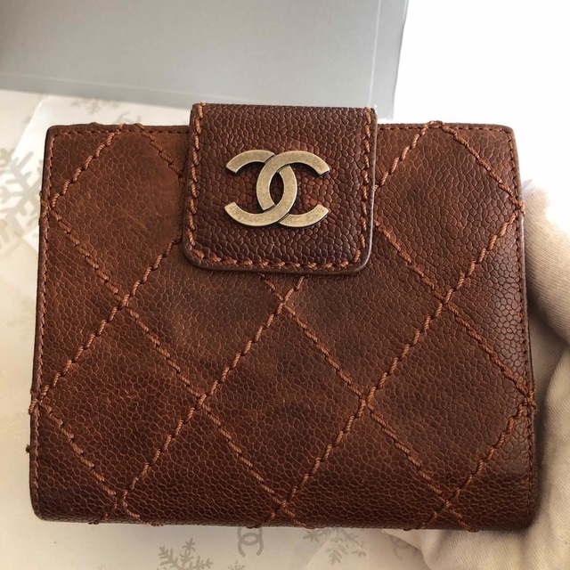 CHANEL(シャネル)のシャネルヴィンテージレザーダブルホック財布 レディースのファッション小物(財布)の商品写真