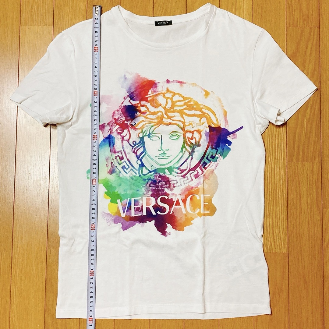 VERSACE(ヴェルサーチ)のヴェルサーチ　カラフルメデューサロゴTシャツ　サイズ36 ホログラムタグ有正規品 メンズのトップス(Tシャツ/カットソー(半袖/袖なし))の商品写真