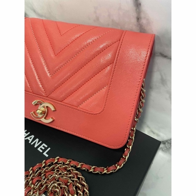 CHANEL(シャネル)の【極美品☆27番台】CHANEL マドモアゼル チェーンウォレット / ピンク レディースのファッション小物(財布)の商品写真