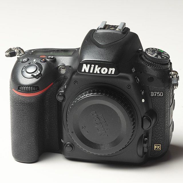 ニコン(Nikon)デジタル一眼レフカメラD750 オンラインショップ 32256円