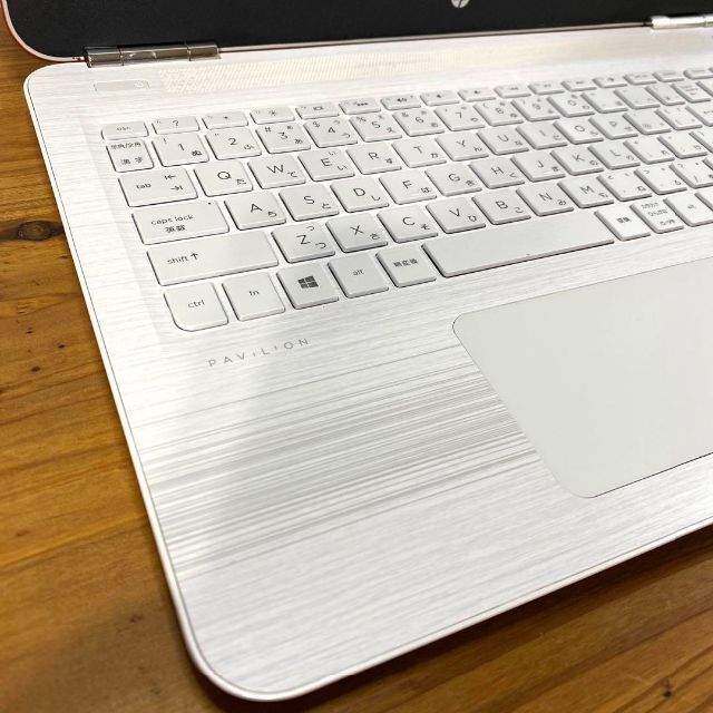限定】HP Pavilionブリザードホワイト&レッド☘新品SSD256GB☘ | livro