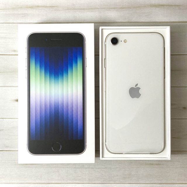 iPhone se3 第3世代64G スターライト 本体