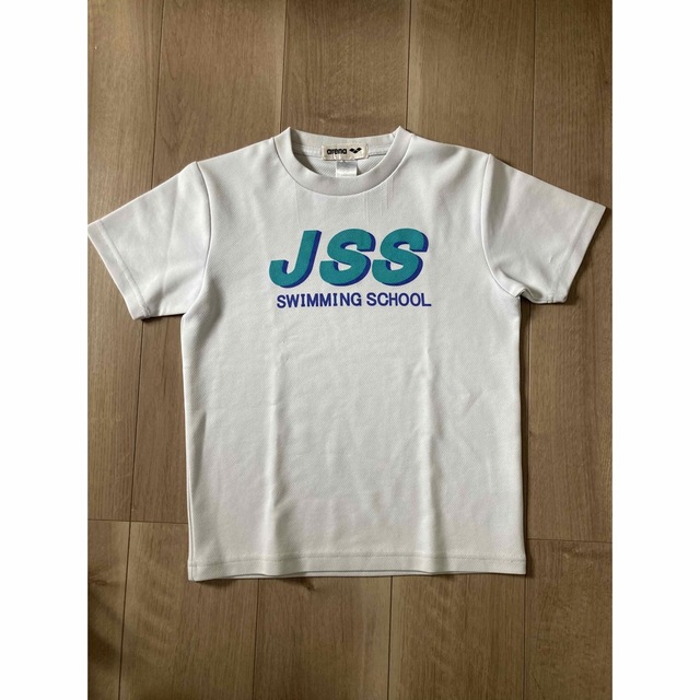 arena(アリーナ)のJSS 白Tシャツ　130 キッズ/ベビー/マタニティのキッズ/ベビー/マタニティ その他(その他)の商品写真