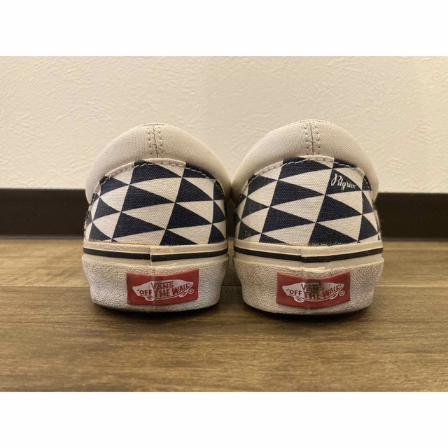 VANS(ヴァンズ)のピルグリムサーフ　vans スリッポン　28センチ メンズの靴/シューズ(スニーカー)の商品写真